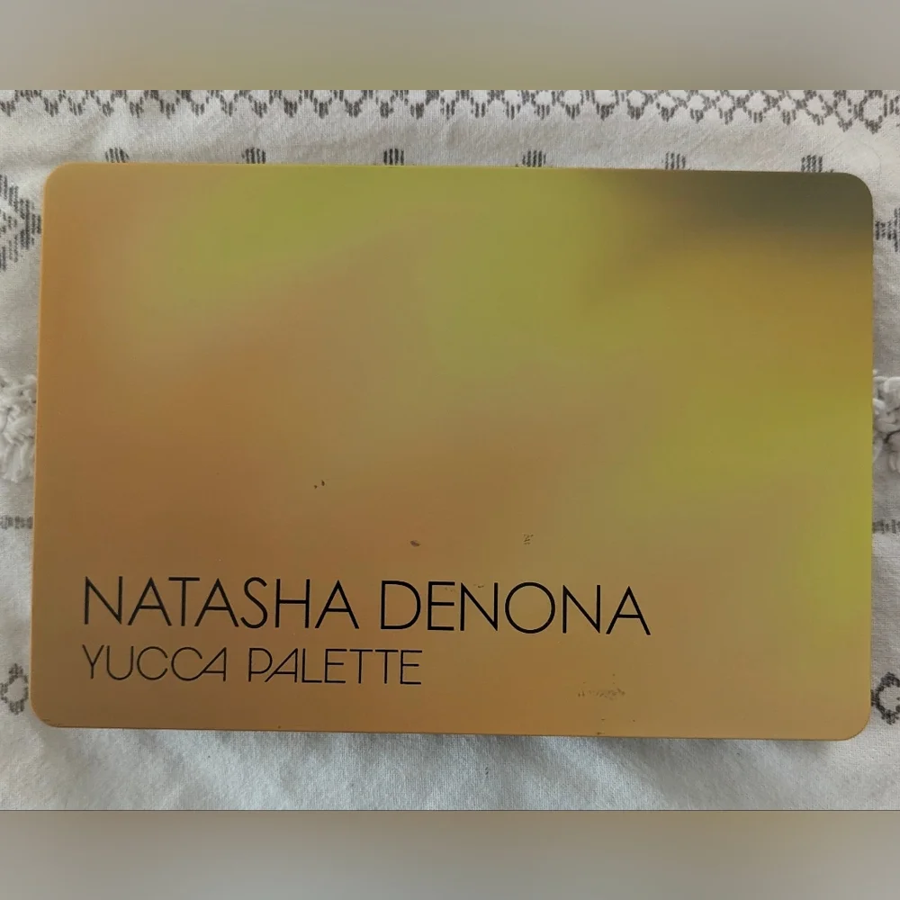 Natasha Denona Yucca Palette - Vibrant Eyeshadow Collection